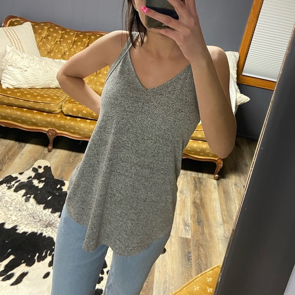 daytrip | tank top - Picture 2 of 3